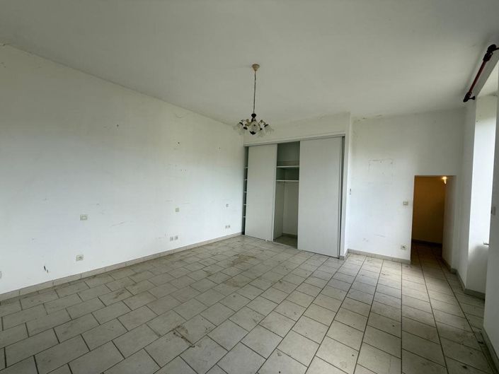 Image No.10-5 Bed House for sale
