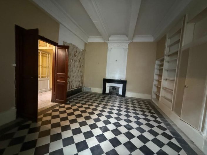 Image No.16-5 Bed House for sale