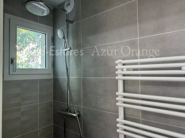 Image No.17-3 Bed Apartment for sale