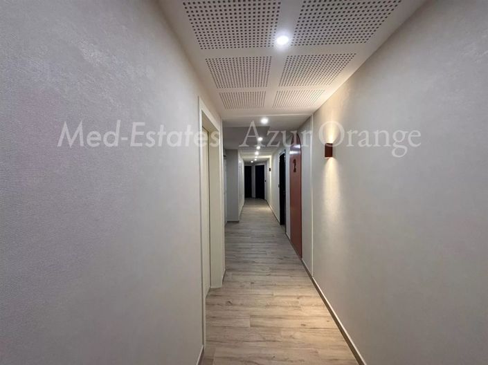 Image No.29-3 Bed Apartment for sale