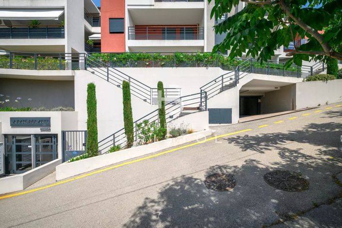 Image No.18-Apartment for sale