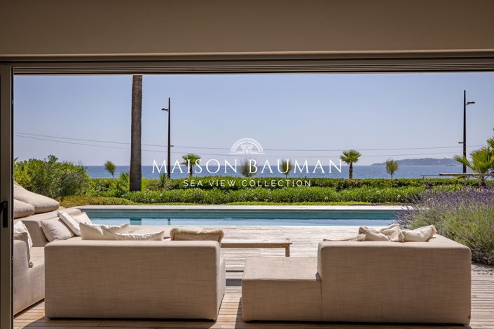 Image No.8-4 Bed Property for sale