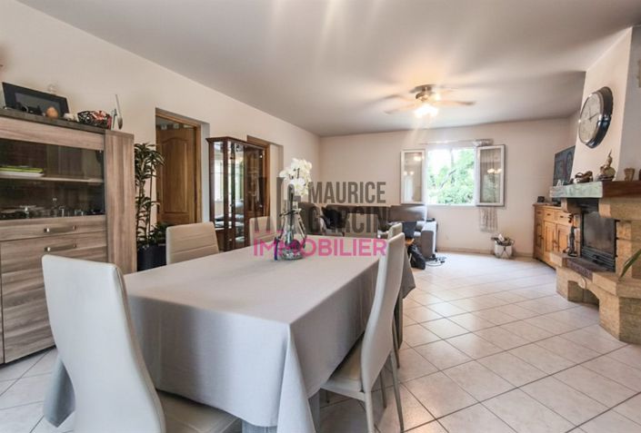 Image No.3-3 Bed House for sale