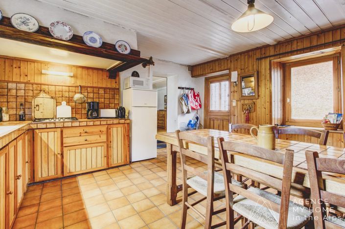 Image No.9-3 Bed House for sale