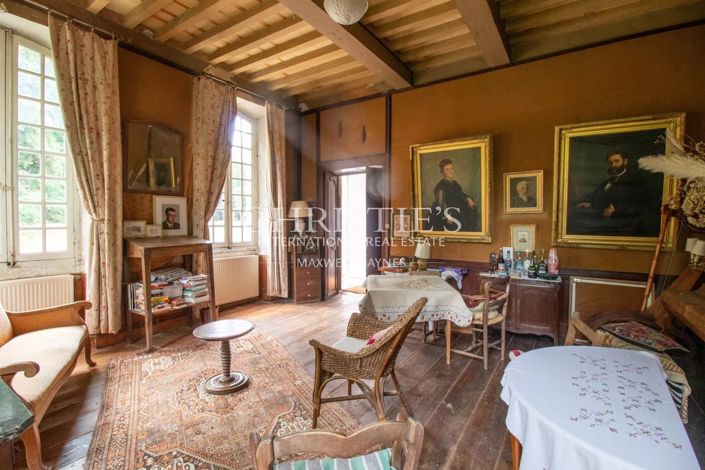 Image No.13-6 Bed House for sale