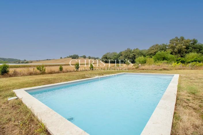 Image No.15-6 Bed House for sale