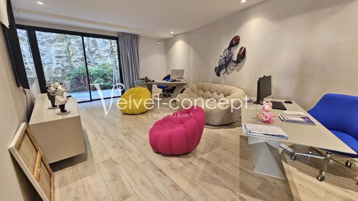 Image No.13-5 Bed House for sale