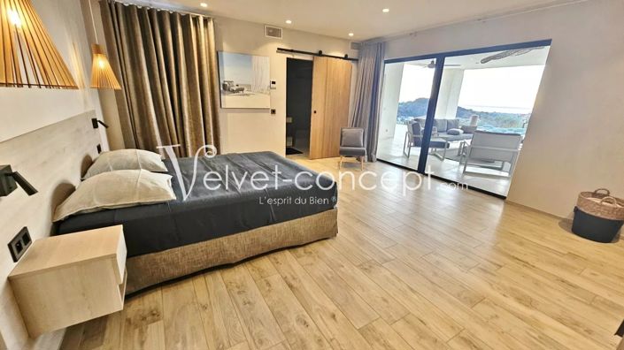 Image No.14-5 Bed House for sale