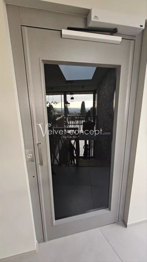 Image No.18-5 Bed House for sale