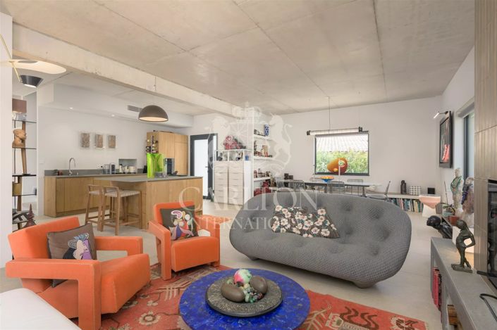 Image No.10-4 Bed House for sale
