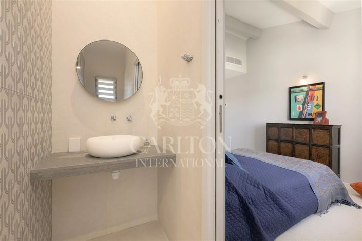 Image No.14-4 Bed House for sale