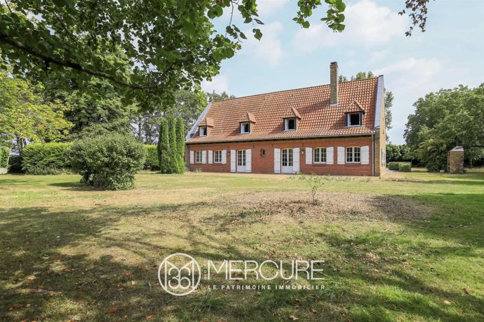 Image No.2-5 Bed House for sale