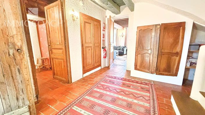Image No.17-7 Bed House for sale