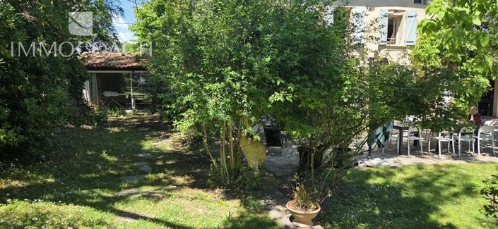 Image No.20-7 Bed House for sale