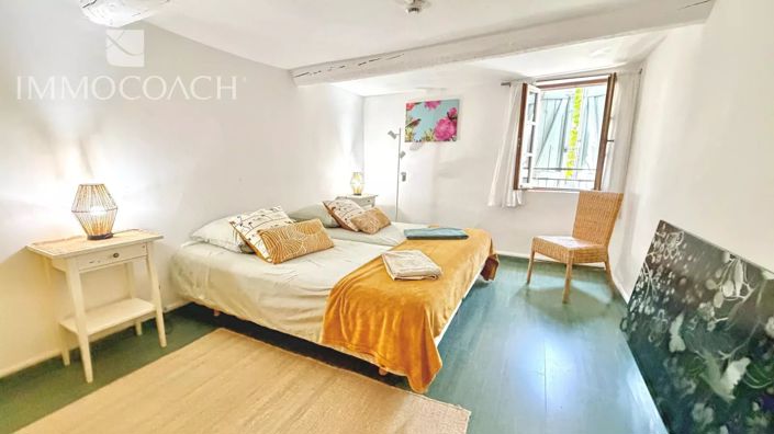 Image No.7-7 Bed House for sale