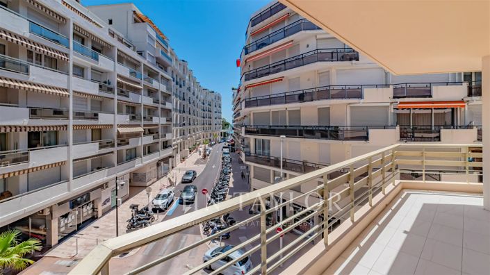 Image No.2-Appartement de 3 chambres à vendre à Cannes