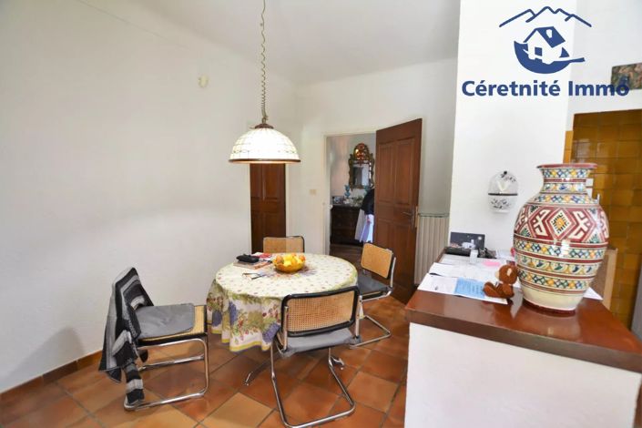 Image No.5-2 Bed House for sale