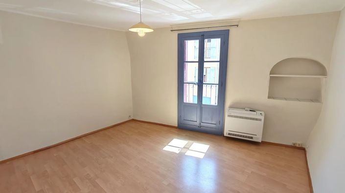 Image No.10-2 Bed House for sale