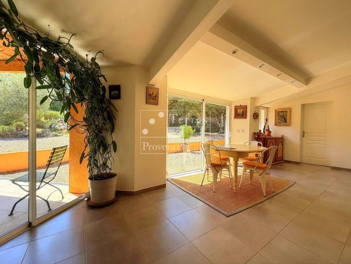 Image No.26-4 Bed House for sale