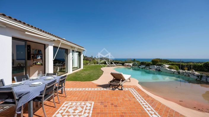 Image No.2-4 Bed House for sale