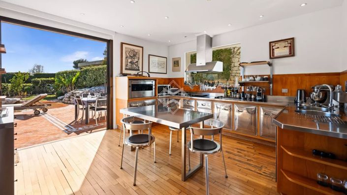 Image No.5-4 Bed House for sale
