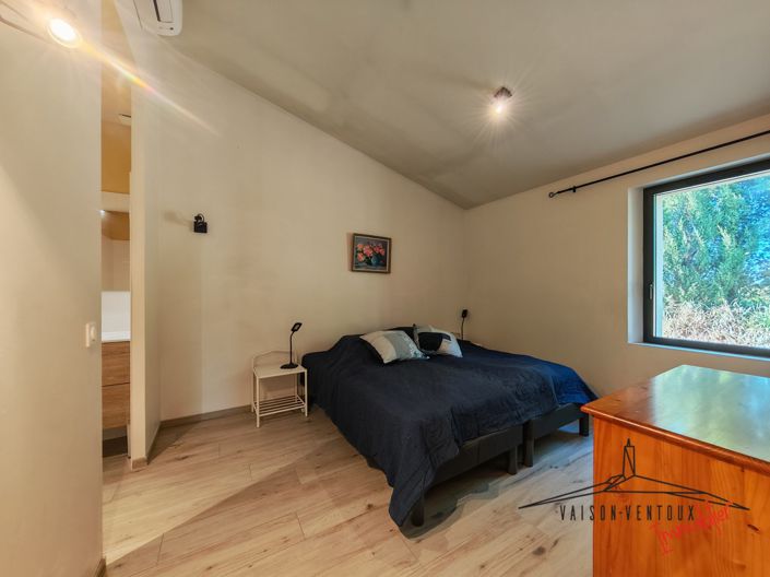 Image No.24-7 Bed House for sale