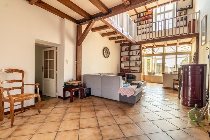 Image No.6-4 Bed House for sale