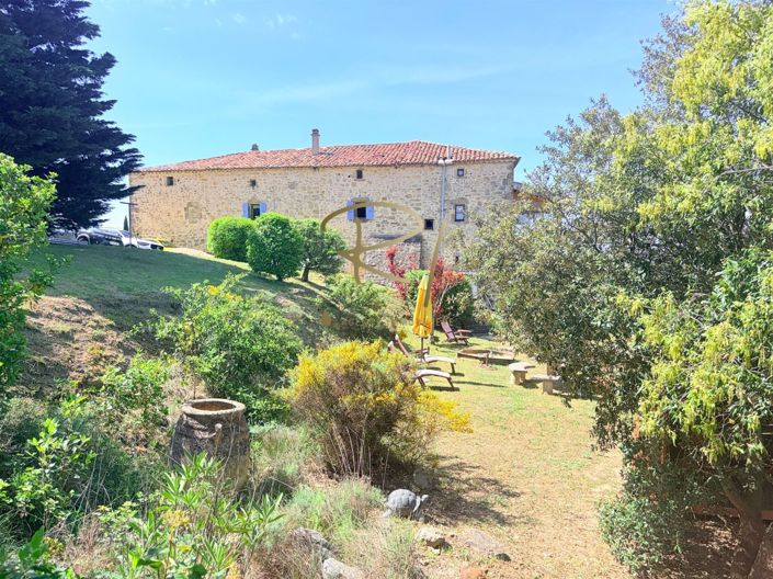Image No.10-6 Bed House for sale