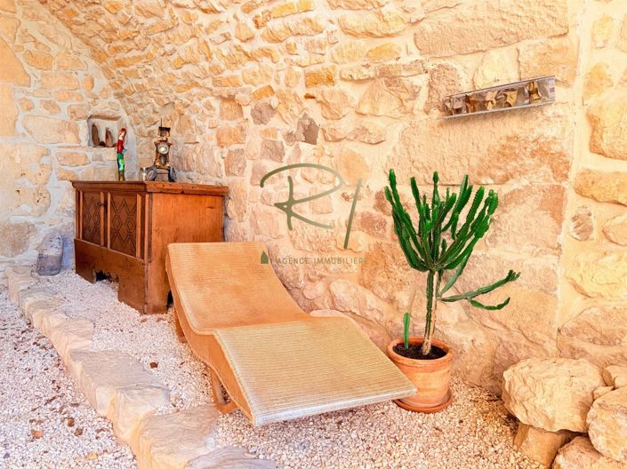 Image No.3-6 Bed House for sale