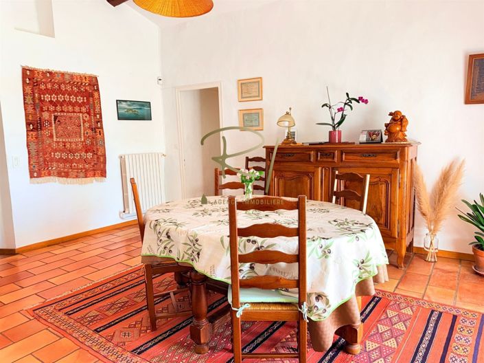 Image No.16-4 Bed House for sale
