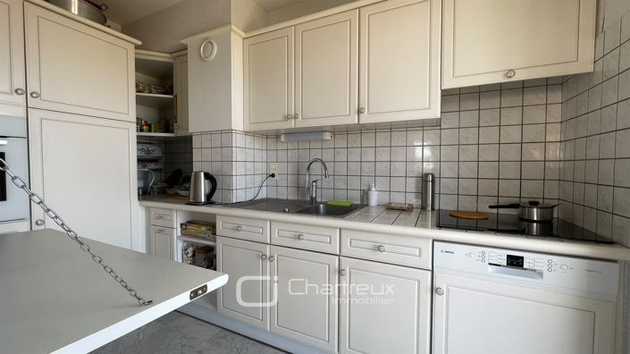 Image No.8-3 Bed Apartment for sale