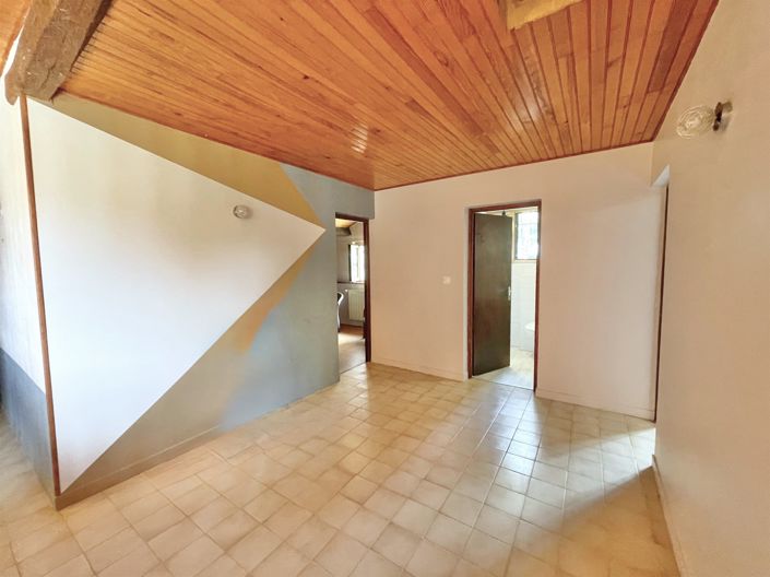 Image No.10-7 Bed House for sale