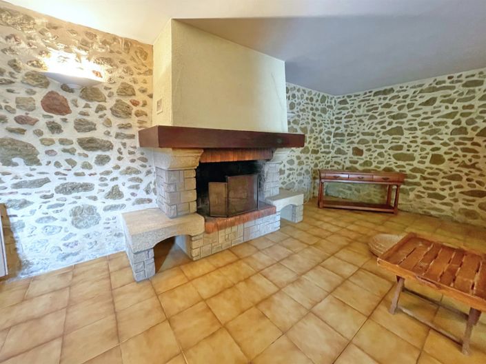 Image No.3-7 Bed House for sale