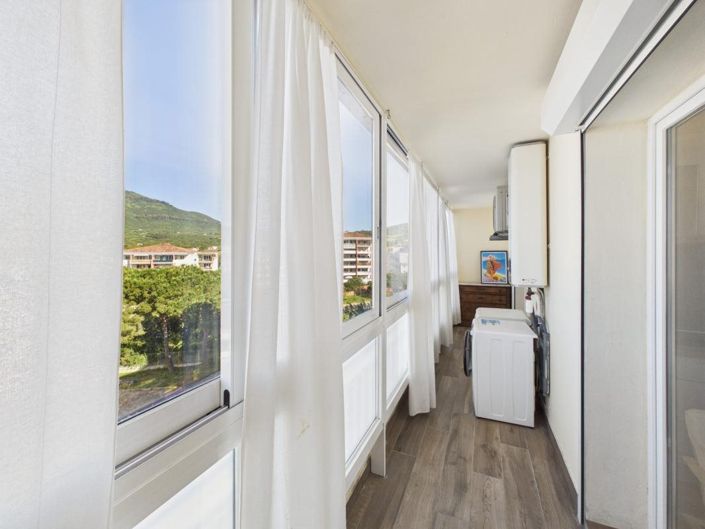 Image No.15-2 Bed Apartment for sale