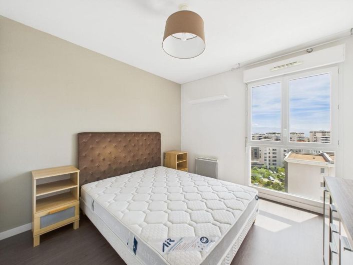 Image No.10-3 Bed Apartment for sale