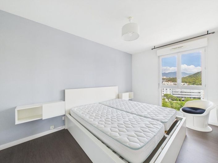 Image No.11-3 Bed Apartment for sale