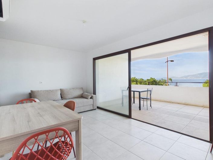 Image No.10-1 Bed Apartment for sale