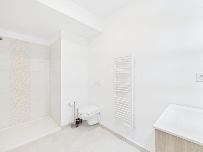 Image No.9-1 Bed Apartment for sale
