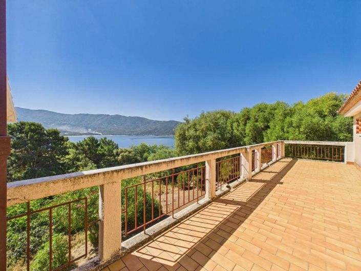 Image No.3-4 Bed House for sale