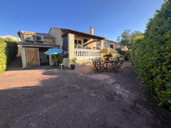 Image No.11-2 Bed House for sale