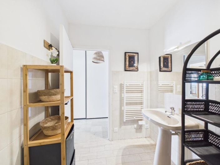 Image No.9-Apartment for sale