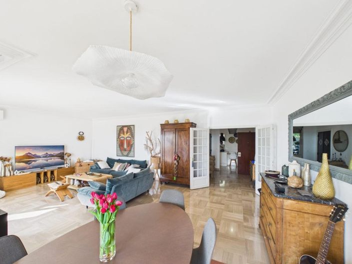 Image No.20-3 Bed Apartment for sale