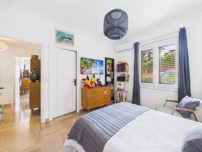 Image No.9-3 Bed Apartment for sale