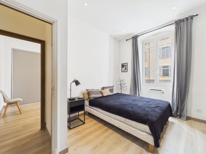 Image No.9-3 Bed Apartment for sale