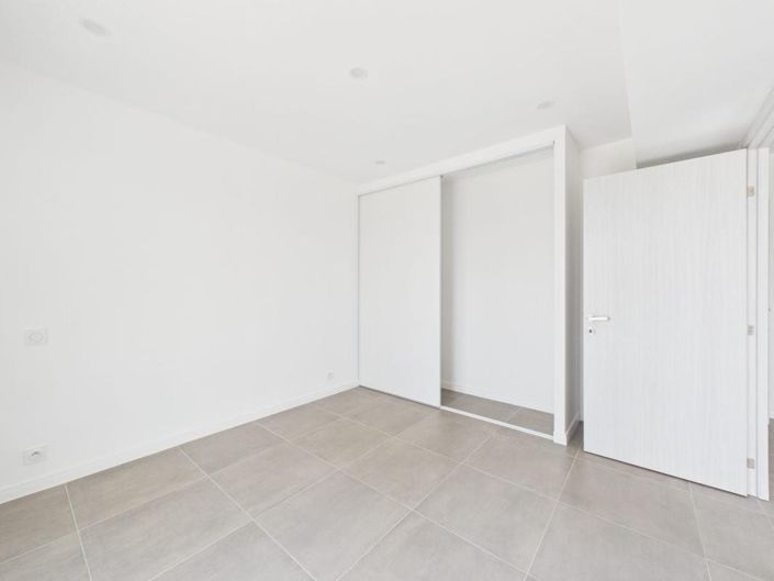 Image No.16-3 Bed Apartment for sale