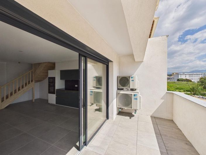 Image No.9-3 Bed Apartment for sale
