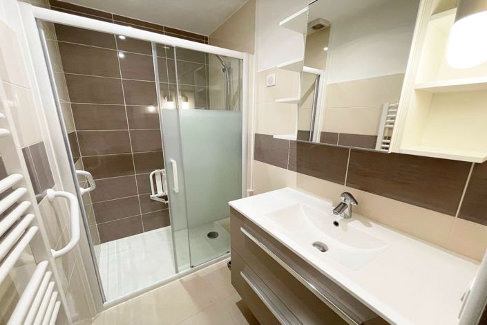 Image No.7-2 Bed Apartment for sale