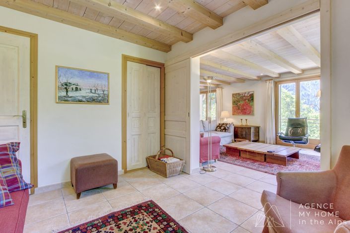 Image No.20-4 Bed Property for sale