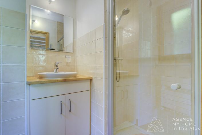 Image No.21-4 Bed Property for sale