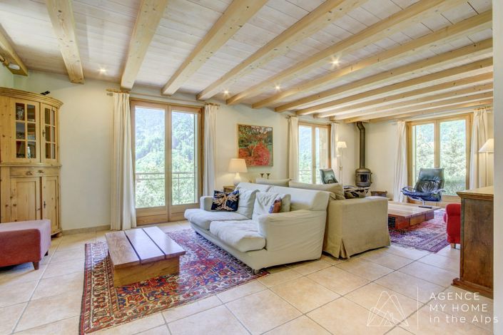 Image No.22-4 Bed Property for sale